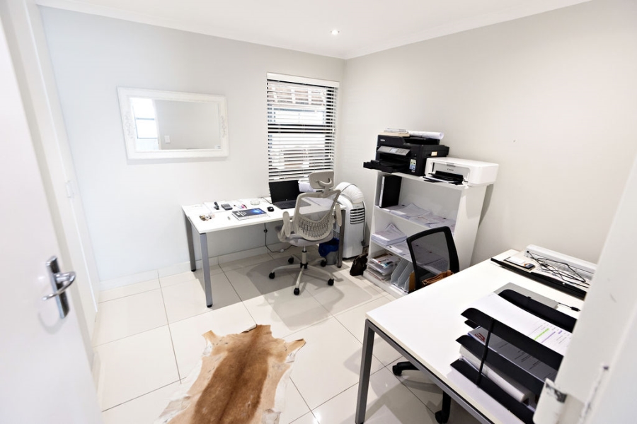4 Bedroom Property for Sale in De Bron Western Cape